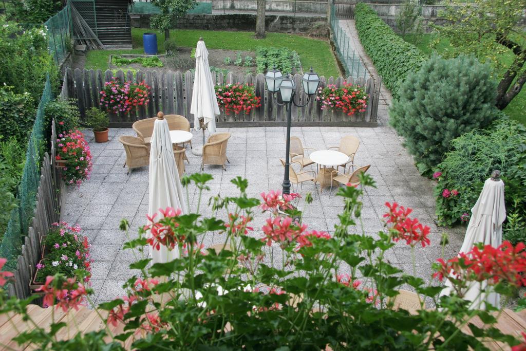 Albergo Garni Cavento Pinzolo Exteriér fotografie