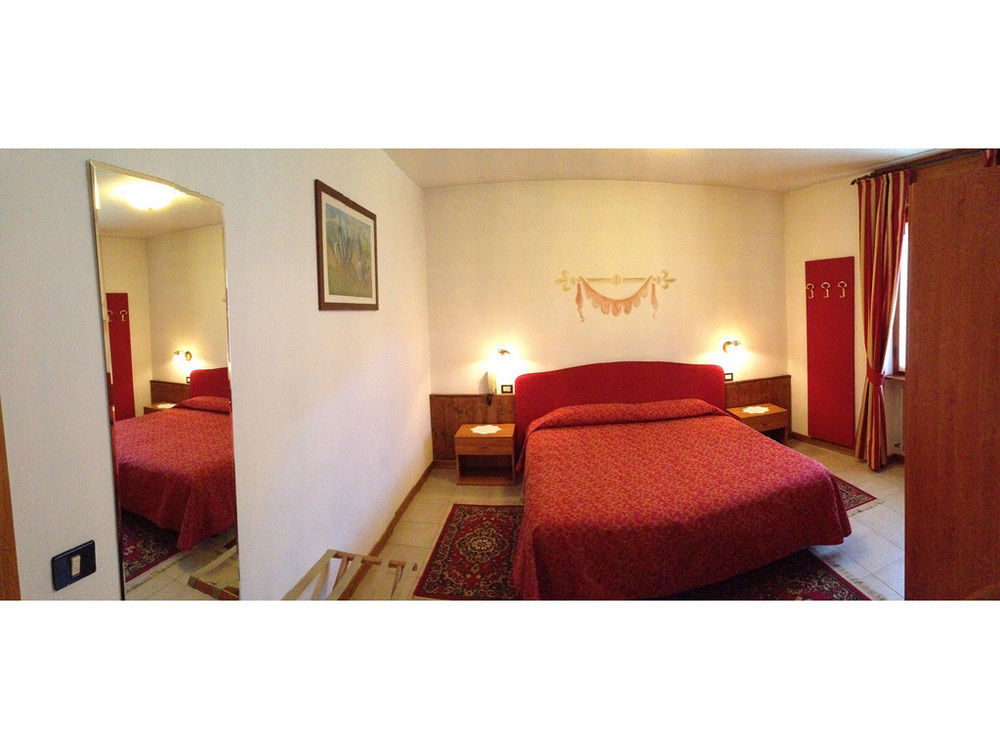 Albergo Garni Cavento Pinzolo Exteriér fotografie